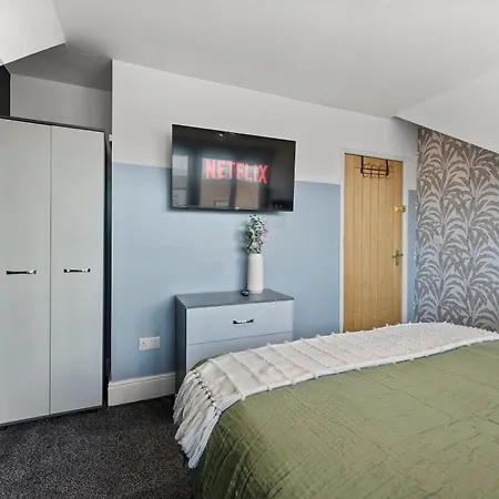 بيت للعطل Stylish Designer 4 Bed - Sleeps 8