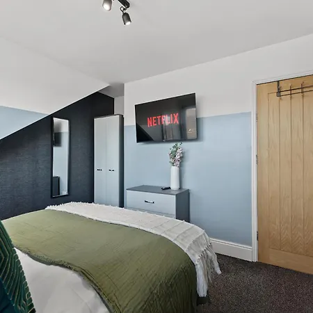 بيت للعطل Stylish Designer 4 Bed - Sleeps 8